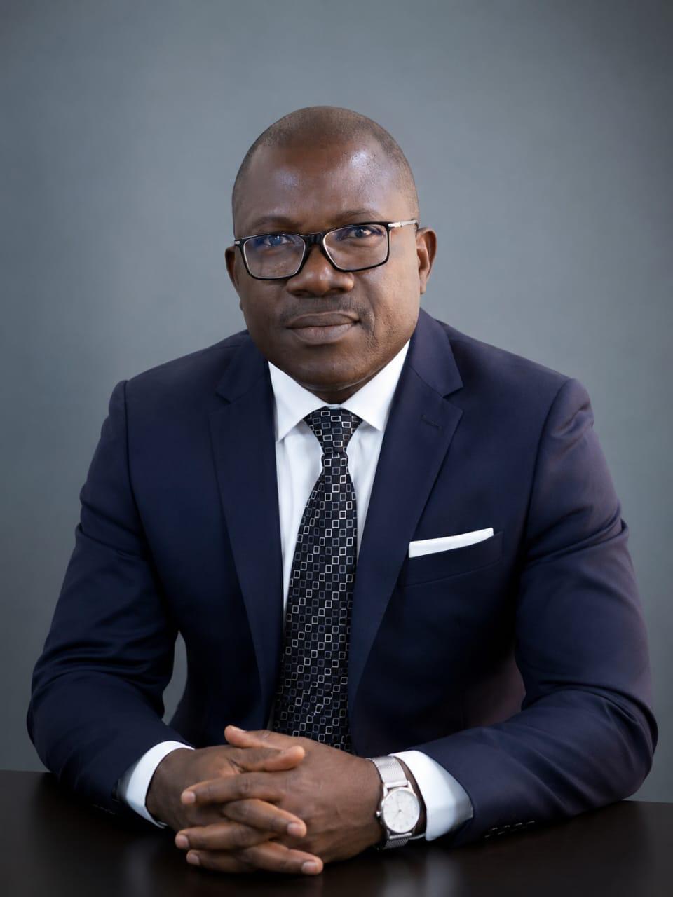 Pr Paul AYELO,
